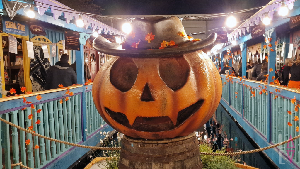 Hallowed Peak, Phantom Peak, pumpkin, cowboy hat